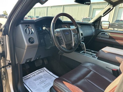 Used 2017 Ford Expedition EL Platinum image 12