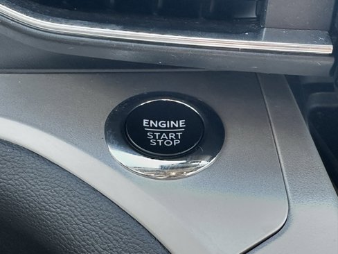 Used 2023 Ford Explorer XLT w/ Equipment Group 202A image 28