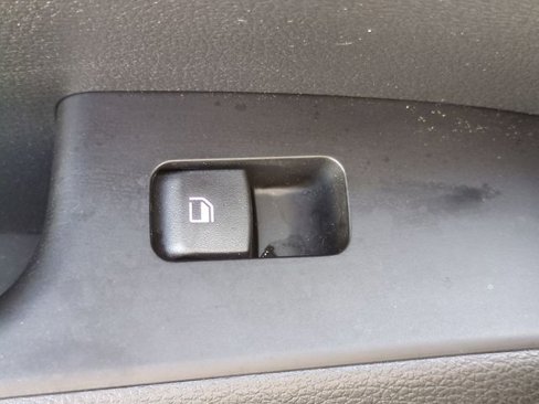 Used 2022 Kia Soul LX image 25