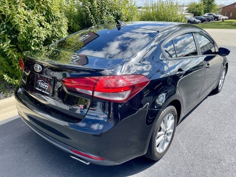 Used 2017 Kia Forte S image 7