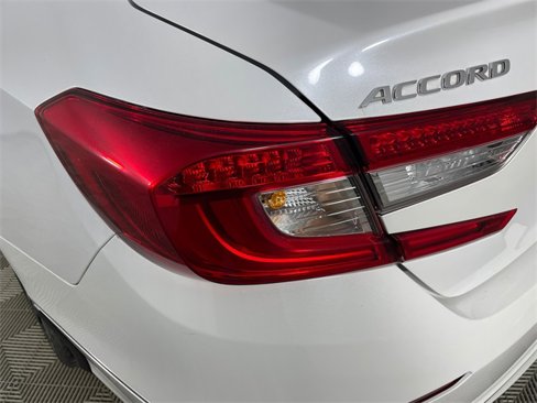 Certified 2021 Honda Accord Touring image 21