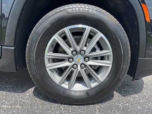 Used 2022 Chevrolet Traverse LT image 9