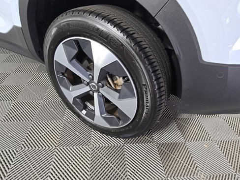 Certified 2024 Volvo XC40 B5 Plus w/ Climate Package image 13