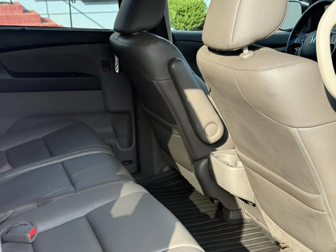Used 2015 Honda Odyssey EX-L image 28