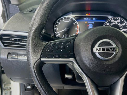 Used 2022 Nissan Altima 2.5 SV image 18