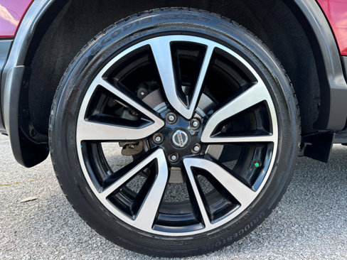 Used 2019 Nissan Rogue Sport SL w/ Premium Package image 34