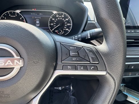 Used 2024 Nissan Altima 2.5 SV image 21