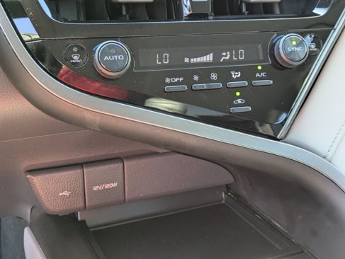 Used 2024 Toyota Camry LE image 25