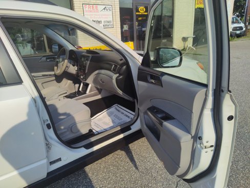 Used 2012 Subaru Forester 2.5X Premium image 18