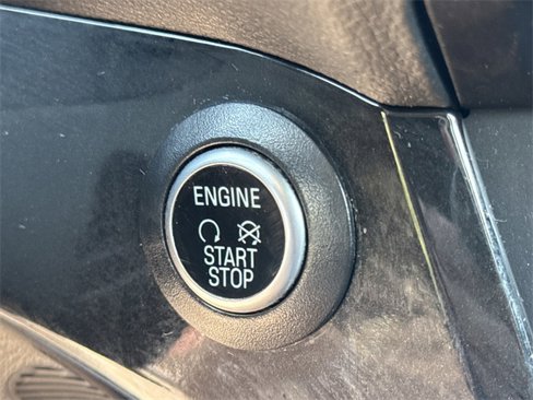 Used 2018 Ford Escape Titanium image 25