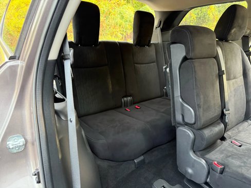 Used 2014 Nissan Pathfinder SV image 21