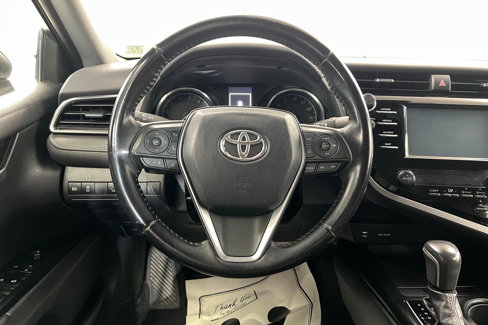 Used 2019 Toyota Camry SE image 13