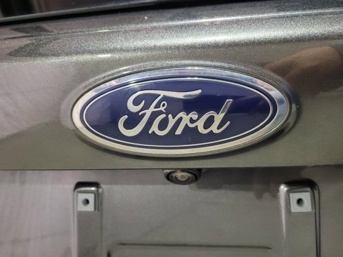 Used 2019 Ford Escape SE image 61