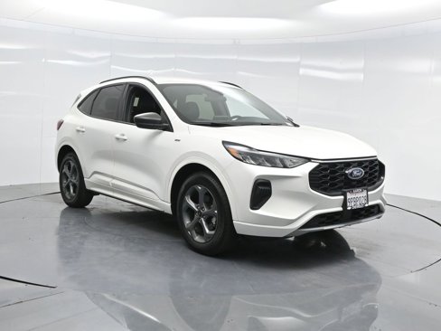 Used 2024 Ford Escape ST-Line w/ Equipment Group 301A image 18