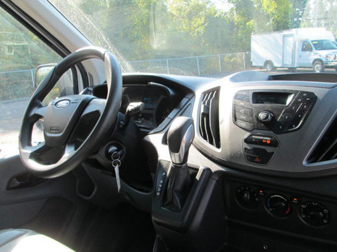 Used 2018 Ford Transit 250 148 Medium Roof image 9
