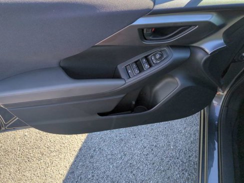 Certified 2025 Subaru Impreza 2.0i image 15