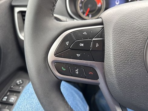 Used 2022 Jeep Cherokee Latitude Lux image 24