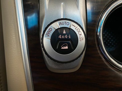 Used 2016 Nissan Pathfinder SL w/ SL Tech Package image 31