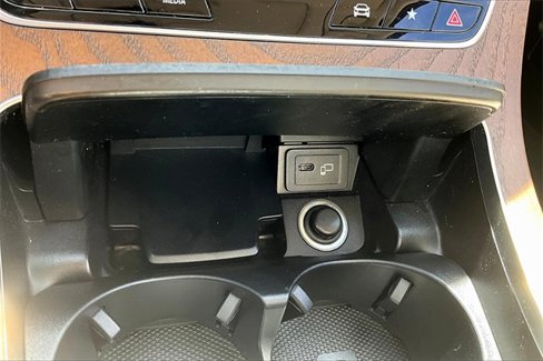 Used 2021 Mercedes-Benz E 350 4MATIC Sedan w/ Premium Package image 16