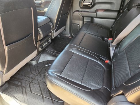 Used 2019 Chevrolet Silverado 1500 LT w/ Texas Edition image 34