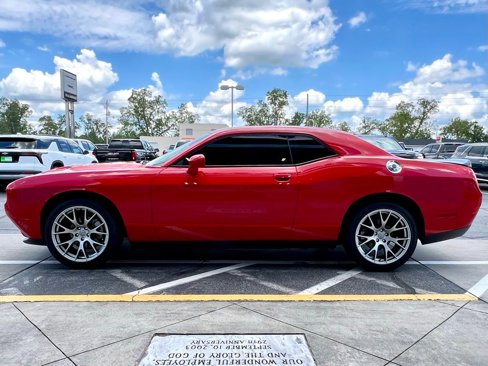 Used 2023 Dodge Challenger SXT image 9