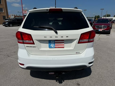 Used 2019 Dodge Journey SE image 15