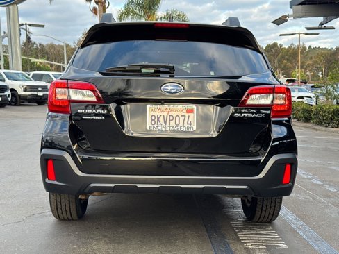 Used 2019 Subaru Outback 2.5i Premium image 12