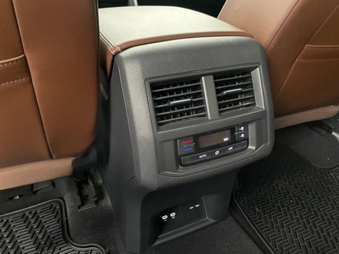 Used 2022 Volkswagen Atlas SE image 38