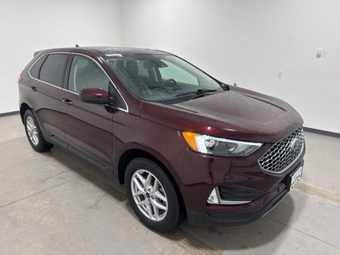 Used 2023 Ford Edge SEL w/ Convenience Package image 3