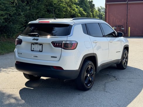 Used 2018 Jeep Compass Latitude w/ Popular Equipment Group image 5