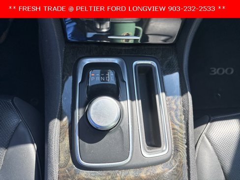 Used 2015 Chrysler 300 C w/ Light Group image 29