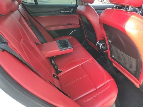 Used 2020 Alfa Romeo Stelvio w/ Nero Edizione image 18