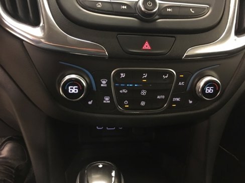 Used 2019 Chevrolet Equinox LT image 20
