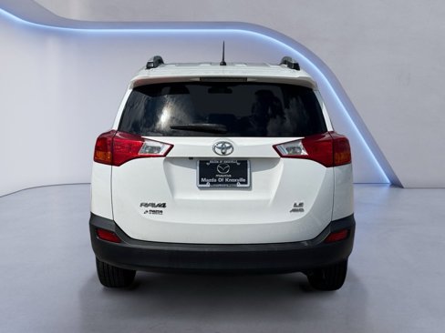 Used 2015 Toyota RAV4 LE image 6