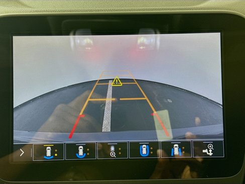 Used 2019 Chevrolet Equinox Premier image 23