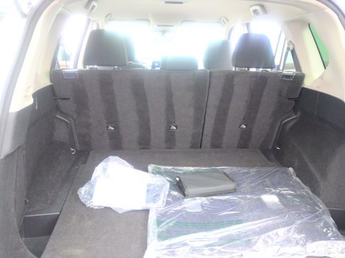 Used 2023 Nissan Rogue S image 11