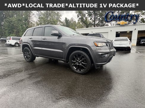 Used 2018 Jeep Grand Cherokee Altitude image 1