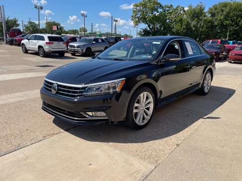 Used 2018 Volkswagen Passat 2.0T SE image 4