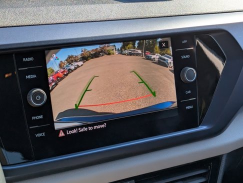 Certified 2022 Volkswagen Taos SE image 19