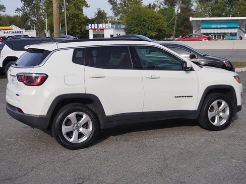 Used 2018 Jeep Compass Latitude w/ Cold Weather Group image 7