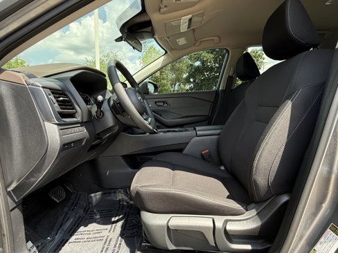 Certified 2023 Nissan Rogue S image 18