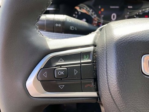 Used 2023 Jeep Compass Latitude w/ Convenience Group image 18