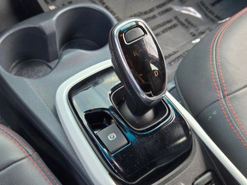 Used 2018 Chevrolet Bolt Premier w/ Driver Confidence II Package image 27