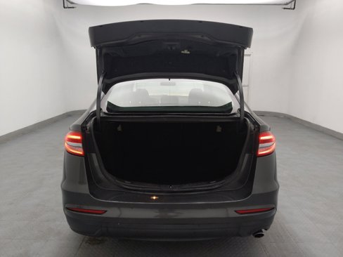 Used 2020 Ford Fusion SE image 29