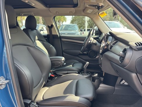 Certified 2022 MINI Cooper S image 33