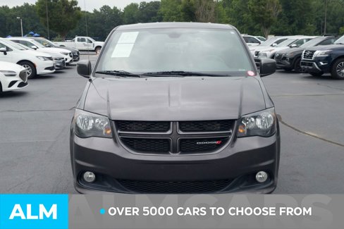 Used 2020 Dodge Grand Caravan GT image 3