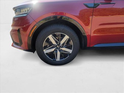 Used 2021 Kia Sorento S image 9