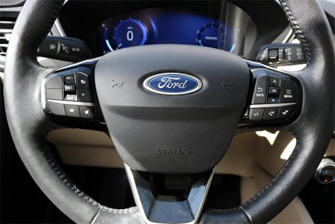 Used 2021 Ford Escape Titanium image 20