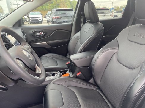 Used 2022 Jeep Cherokee Limited w/ Mopar Interior Package image 19