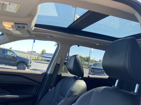Used 2021 Nissan Rogue SL image 17